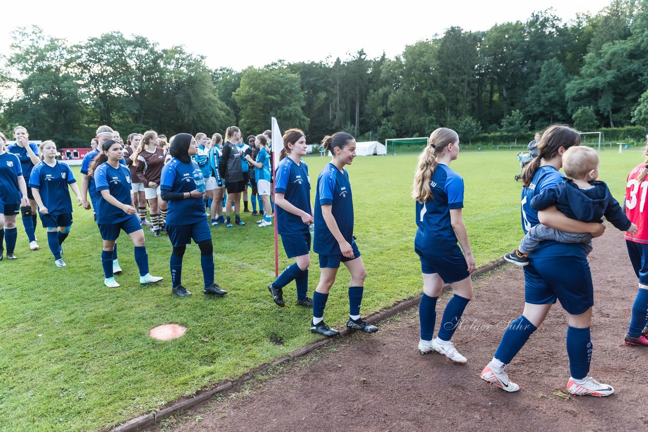 Bild 59 - Loewinnen Cup